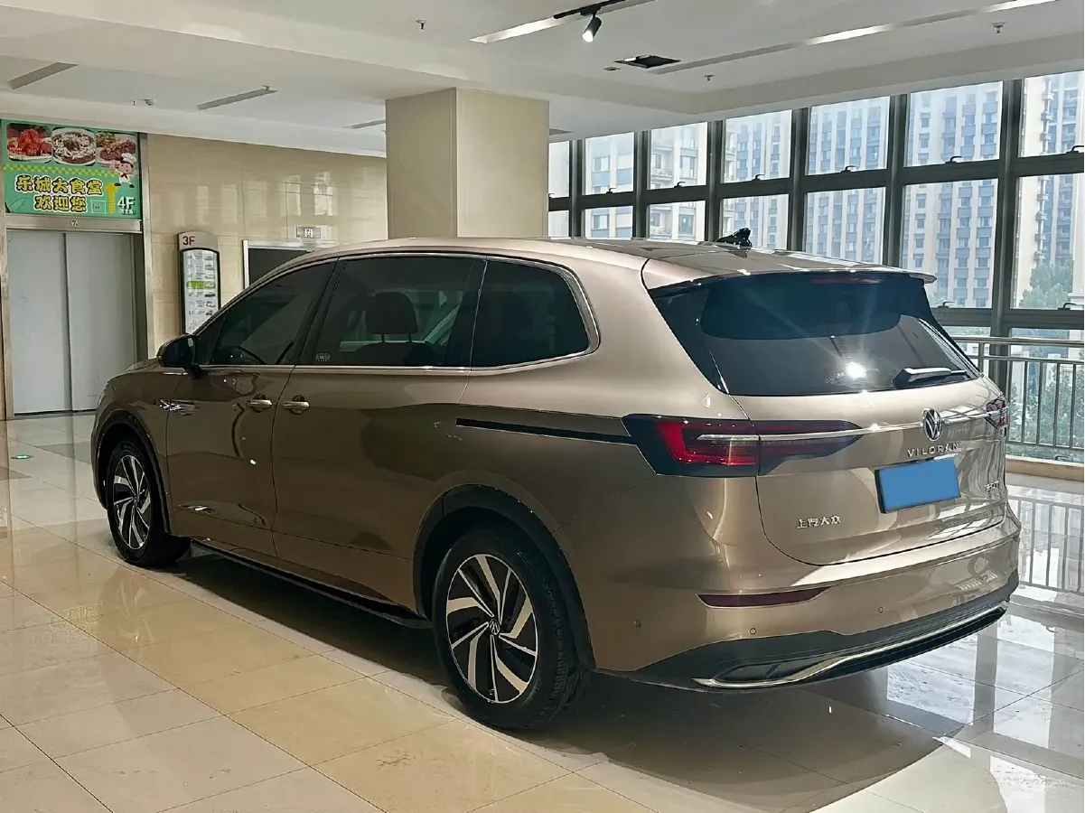 2022 Volkswagen Viloran 2.0T 220HP L4 7DCT,autocango,china used car exporter,china ev exporter,chinese used car exporter,chinese used ev exporter