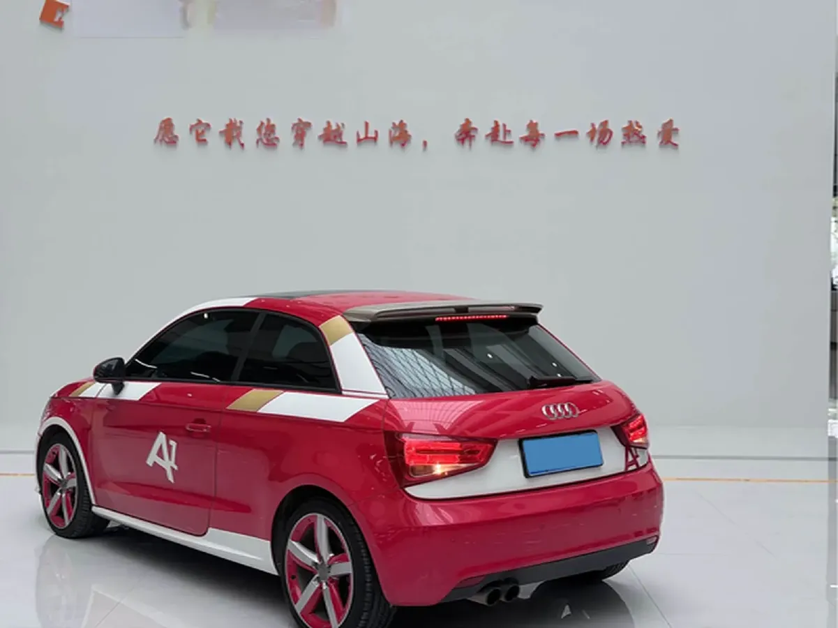 2013 Audi A1 1.4T 122HP L4 7DCT,autocango,china used car exporter,china ev exporter,chinese used car exporter,chinese used ev exporter