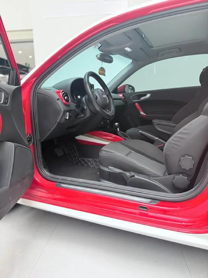 2013 Audi A1 1.4T 122HP L4 7DCT,autocango,china used car exporter,china ev exporter,chinese used car exporter,chinese used ev exporter