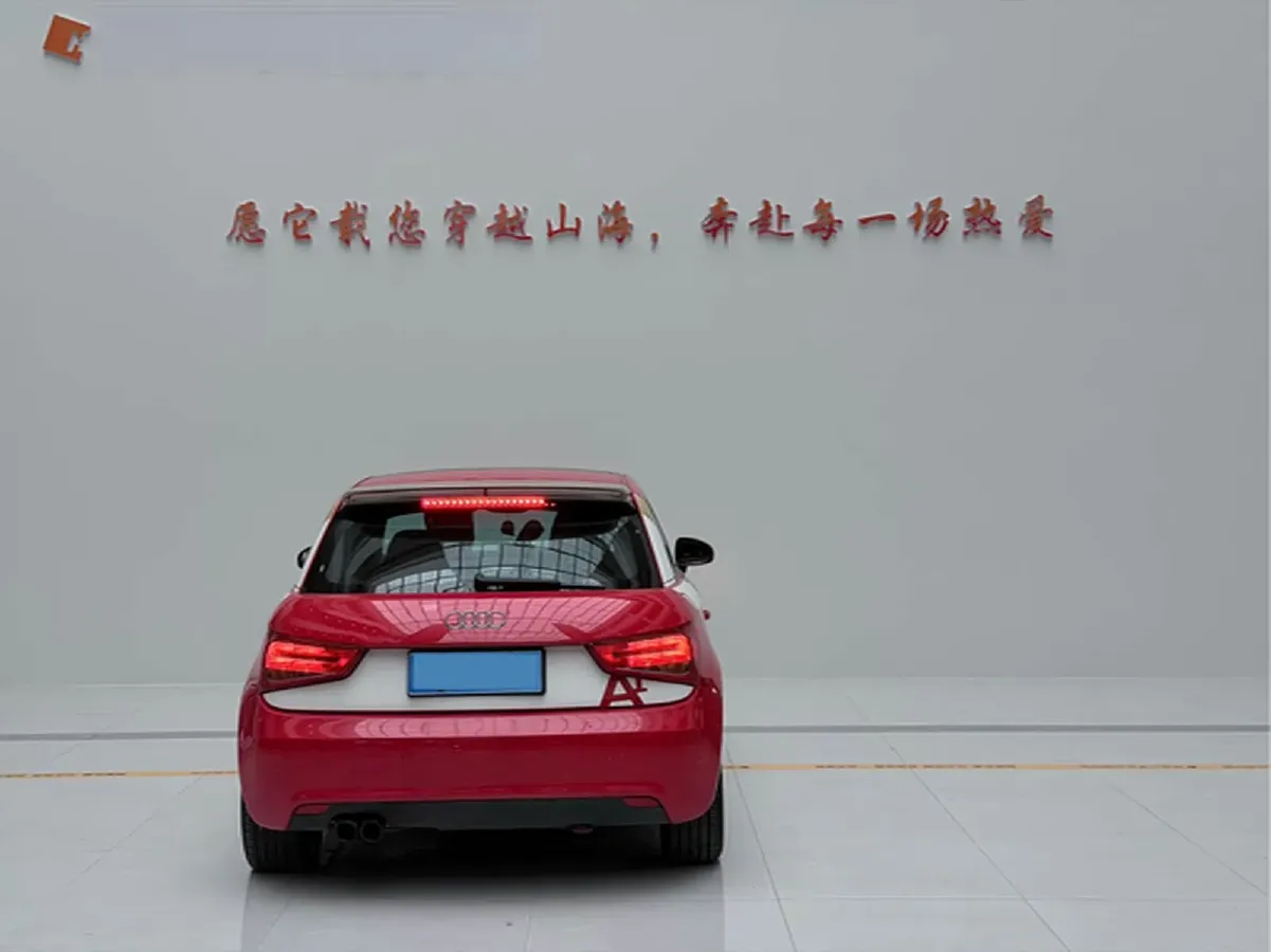 2013 Audi A1 1.4T 122HP L4 7DCT,autocango,china used car exporter,china ev exporter,chinese used car exporter,chinese used ev exporter