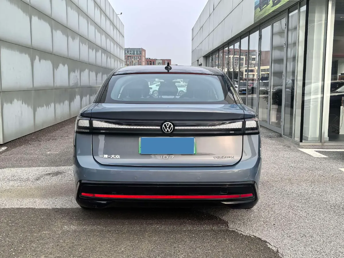 2024 Volkswagen ID.7 Vizzion BEV 84.8KWH,autocango,china used car exporter,china ev exporter,chinese used car exporter,chinese used ev exporter