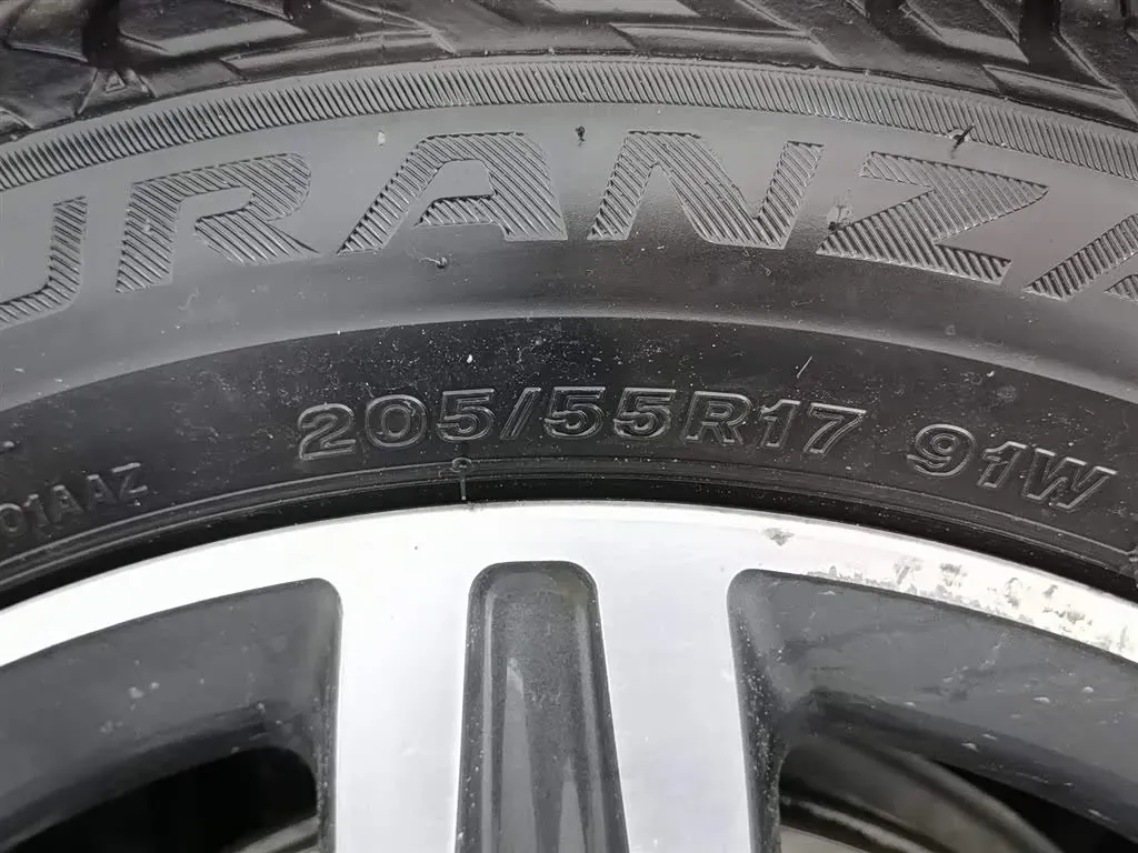 2015 BMW 2 Series SUV 1.5T 136HP L3 6AT,autocango,china used car exporter,china ev exporter,chinese used car exporter,chinese used ev exporter