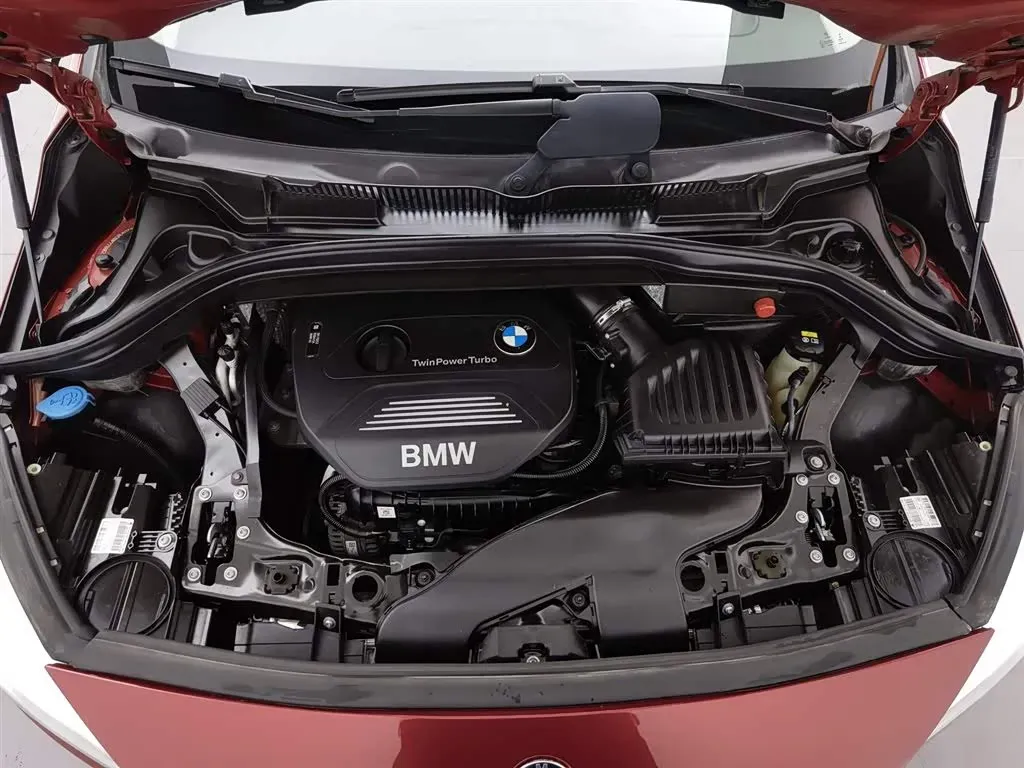 2015 BMW 2 Series SUV 1.5T 136HP L3 6AT,autocango,china used car exporter,china ev exporter,chinese used car exporter,chinese used ev exporter