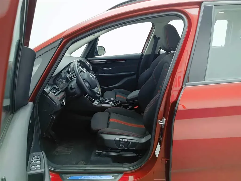 2015 BMW 2 Series SUV 1.5T 136HP L3 6AT,autocango,china used car exporter,china ev exporter,chinese used car exporter,chinese used ev exporter