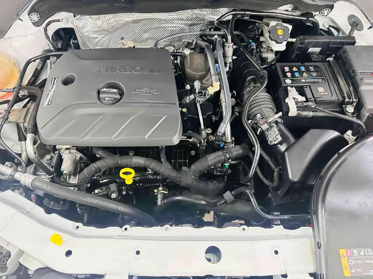 2021 Chevrolet Trax 1.3T 165HP L3 CVT,autocango,china used car exporter,china ev exporter,chinese used car exporter,chinese used ev exporter