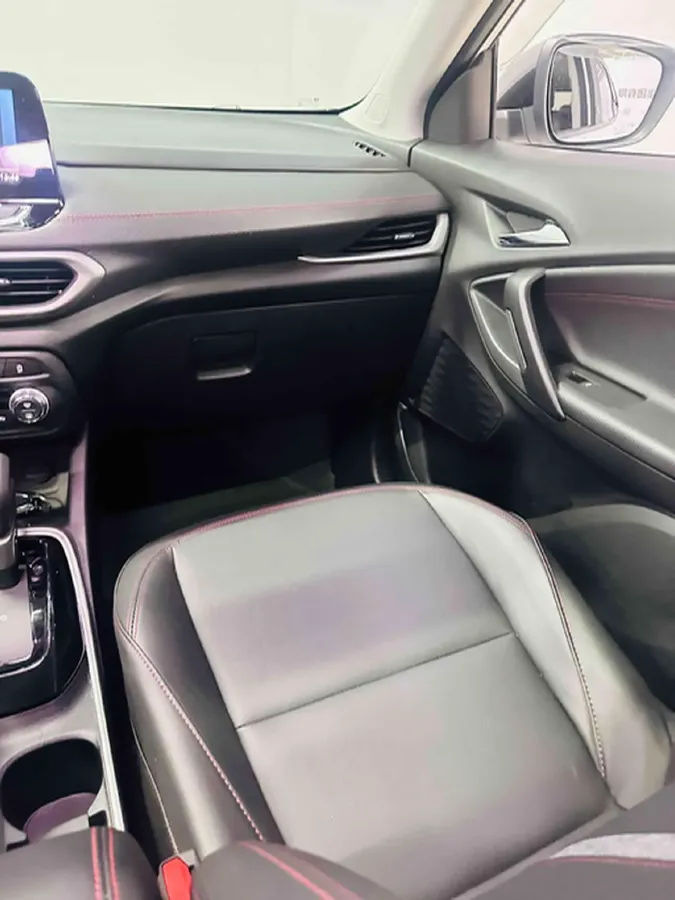 2021 Chevrolet Trax 1.3T 165HP L3 CVT,autocango,china used car exporter,china ev exporter,chinese used car exporter,chinese used ev exporter