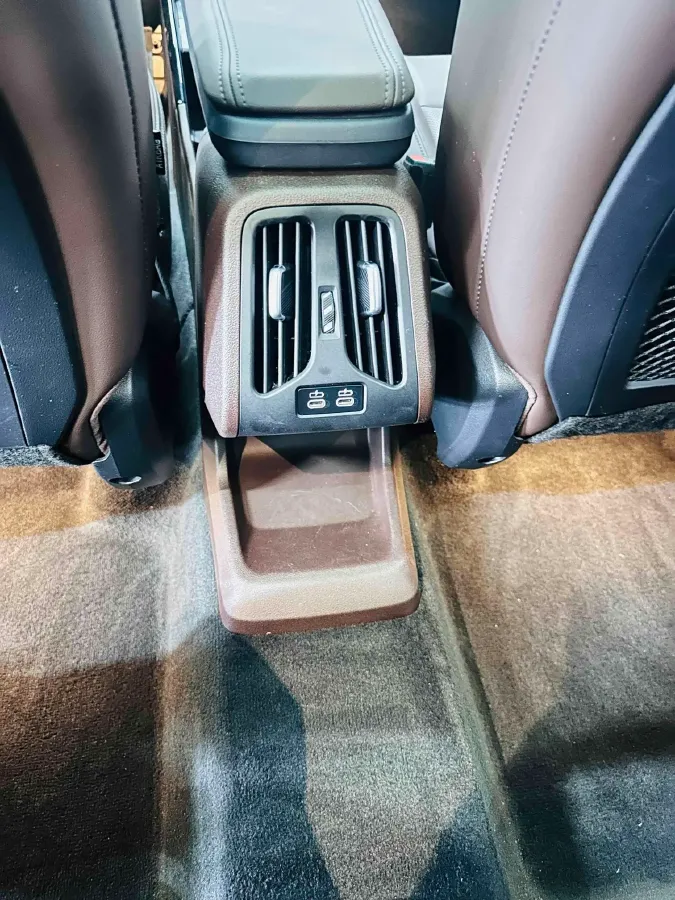 2023 BMW X1 1.5T 156HP L3 7DCT,autocango,china used car exporter,china ev exporter,chinese used car exporter,chinese used ev exporter