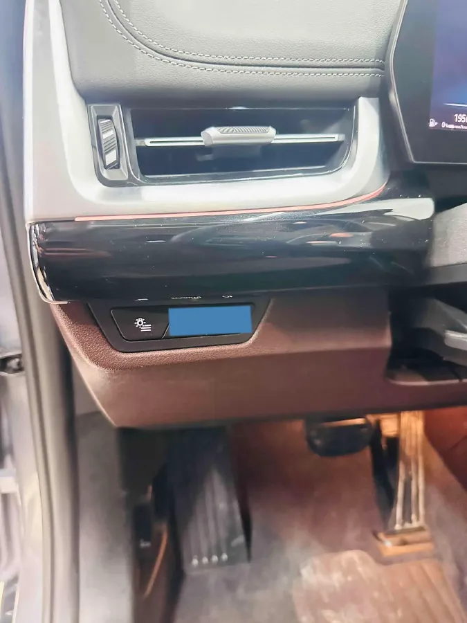 2023 BMW X1 1.5T 156HP L3 7DCT,autocango,china used car exporter,china ev exporter,chinese used car exporter,chinese used ev exporter