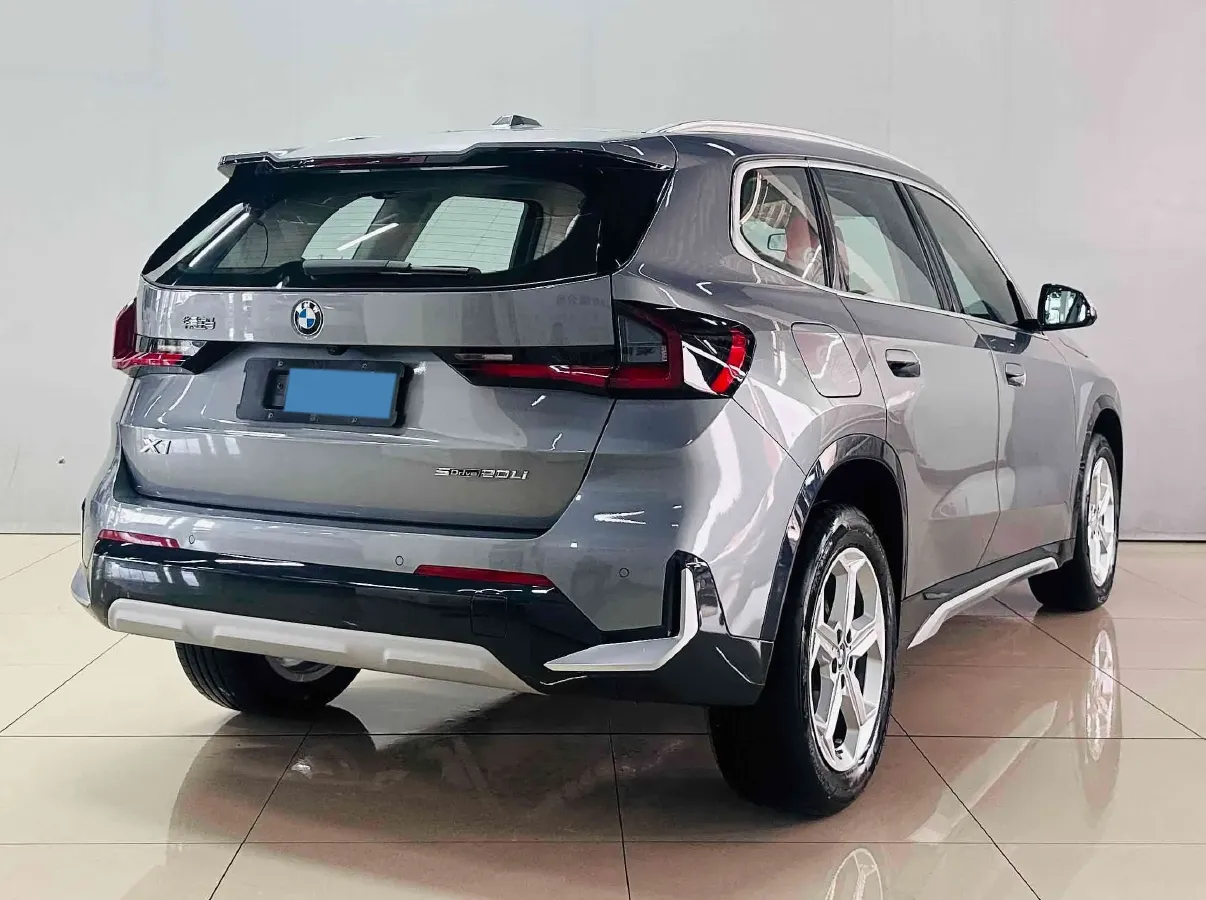 2023 BMW X1 1.5T 156HP L3 7DCT,autocango,china used car exporter,china ev exporter,chinese used car exporter,chinese used ev exporter