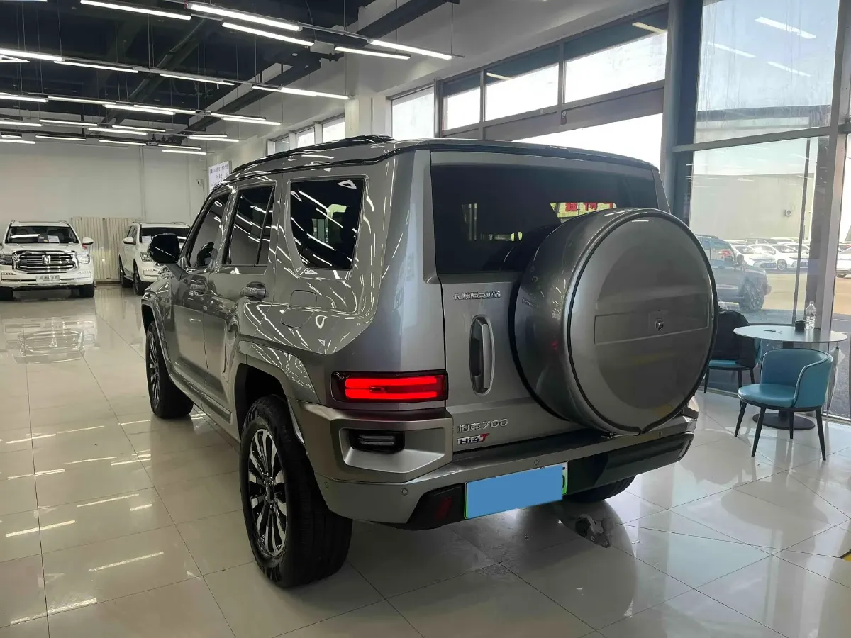 2024 Tank 700 3.0T 360HP V6 9AT PHEV 37.1KWH,autocango,china used car exporter,china ev exporter,chinese used car exporter,chinese used ev exporter