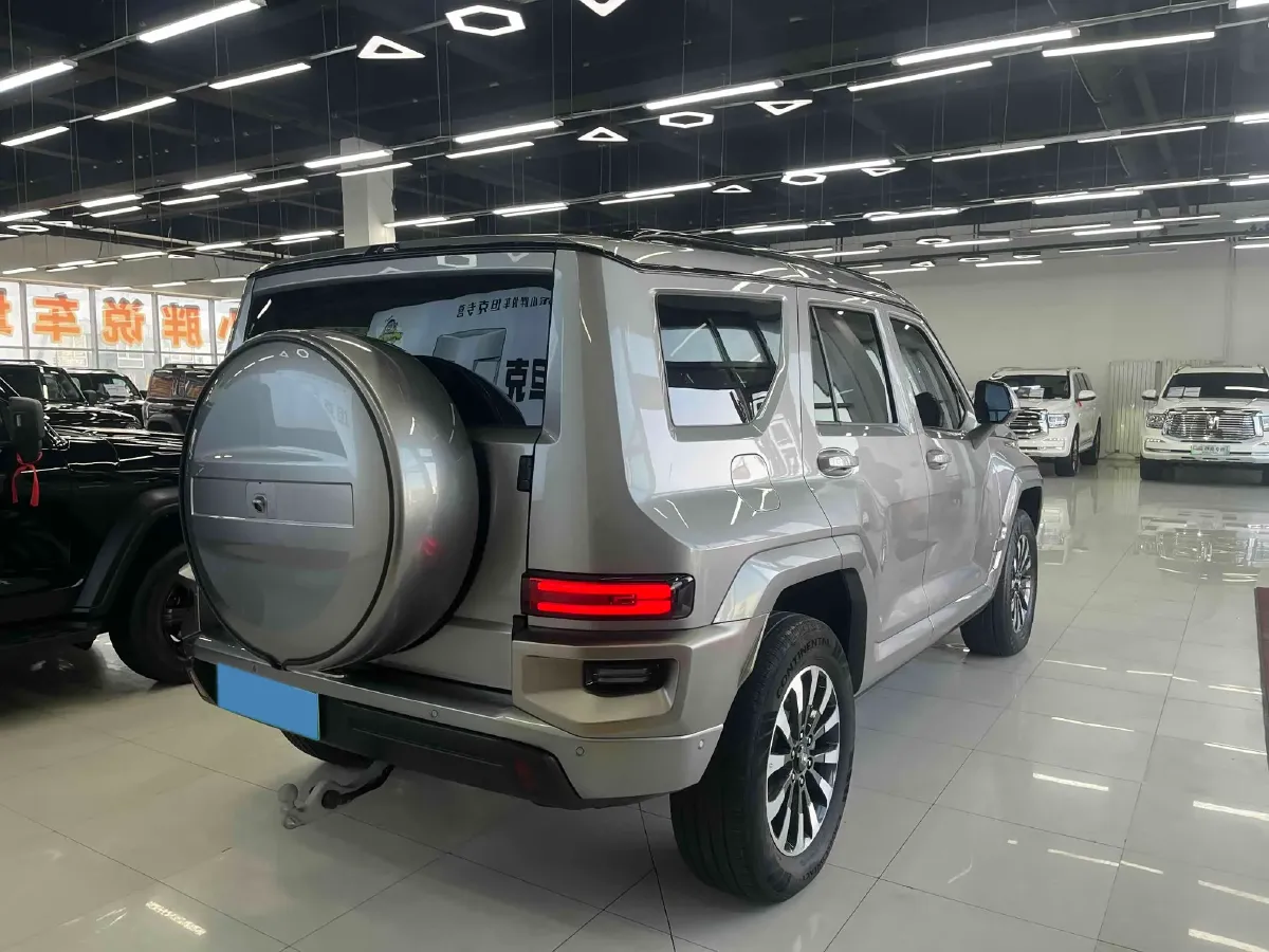 2024 Tank 700 3.0T 360HP V6 9AT PHEV 37.1KWH,autocango,china used car exporter,china ev exporter,chinese used car exporter,chinese used ev exporter