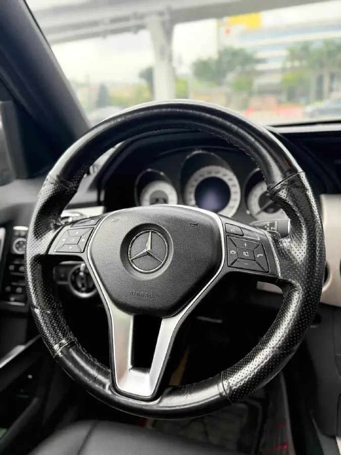 2013 Mercedes-Benz GLK Class 3.0L 245HP V6 7AT,autocango,china used car exporter,china ev exporter,chinese used car exporter,chinese used ev exporter