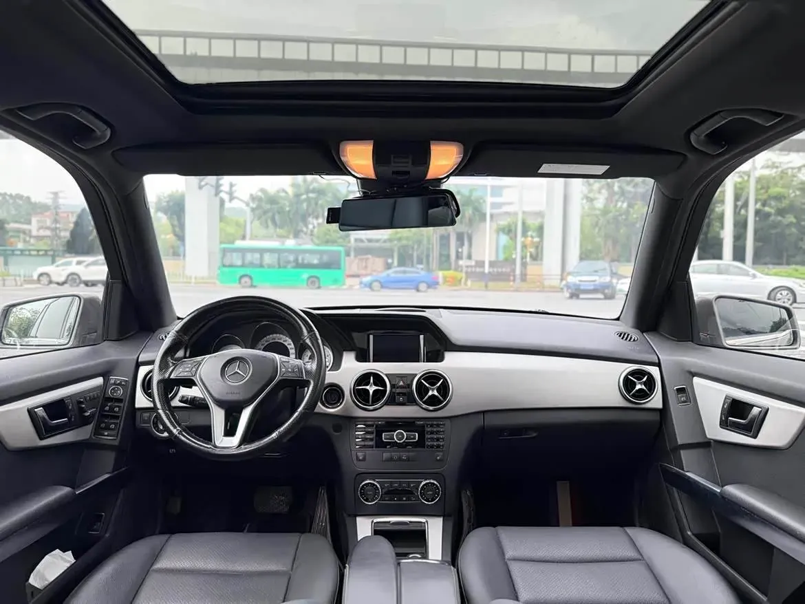 2013 Mercedes-Benz GLK Class 3.0L 245HP V6 7AT,autocango,china used car exporter,china ev exporter,chinese used car exporter,chinese used ev exporter