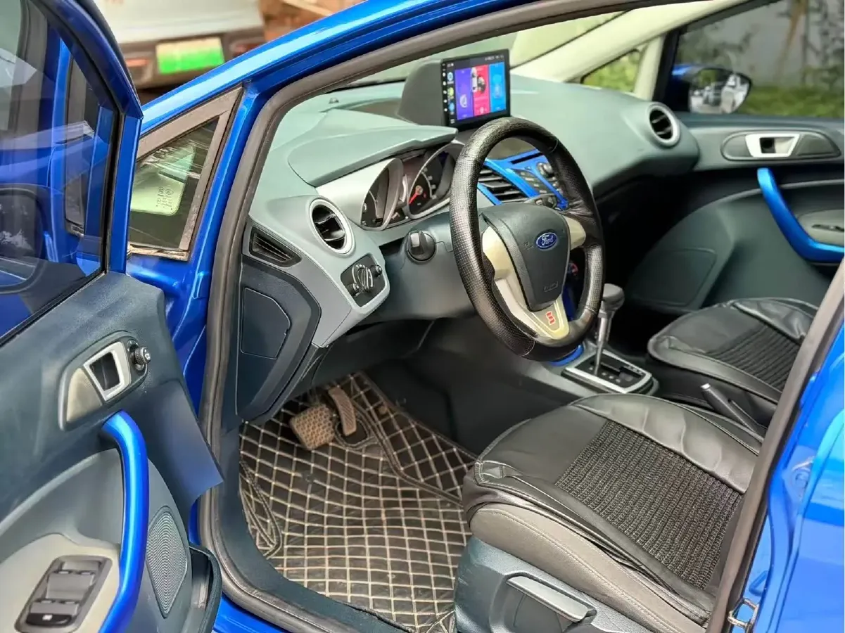 2010 Ford Fiesta 1.5L 103HP L4 4AT,autocango,china used car exporter,china ev exporter,chinese used car exporter,chinese used ev exporter