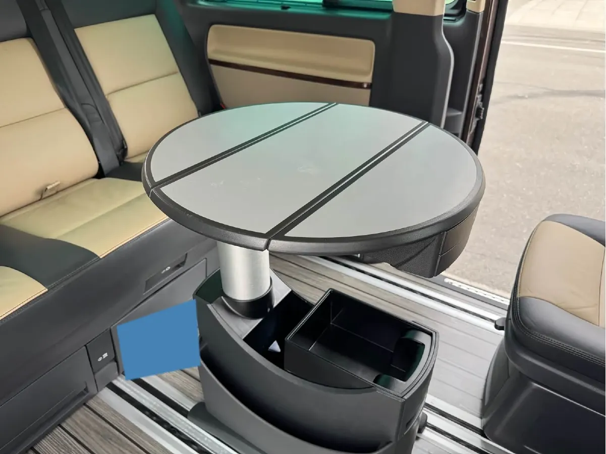 2014 Volkswagen Multivan 2.0T 204HP L4 7DCT,autocango,china used car exporter,china ev exporter,chinese used car exporter,chinese used ev exporter