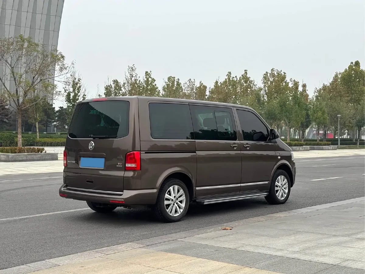 2014 Volkswagen Multivan 2.0T 204HP L4 7DCT,autocango,china used car exporter,china ev exporter,chinese used car exporter,chinese used ev exporter