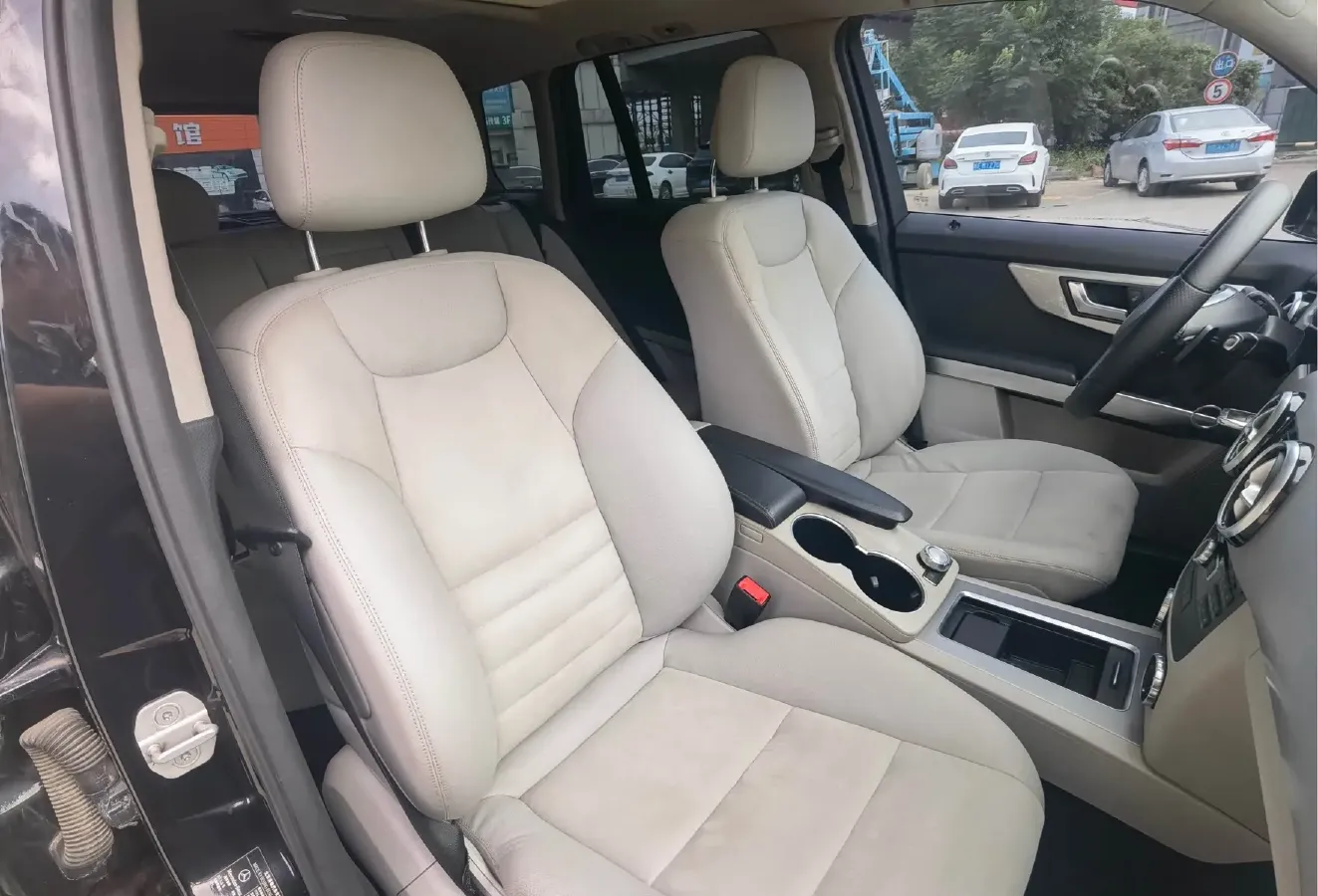 2015 Mercedes-Benz GLK Class 2.0T 211HP L4 7AT,autocango,china used car exporter,china ev exporter,chinese used car exporter,chinese used ev exporter