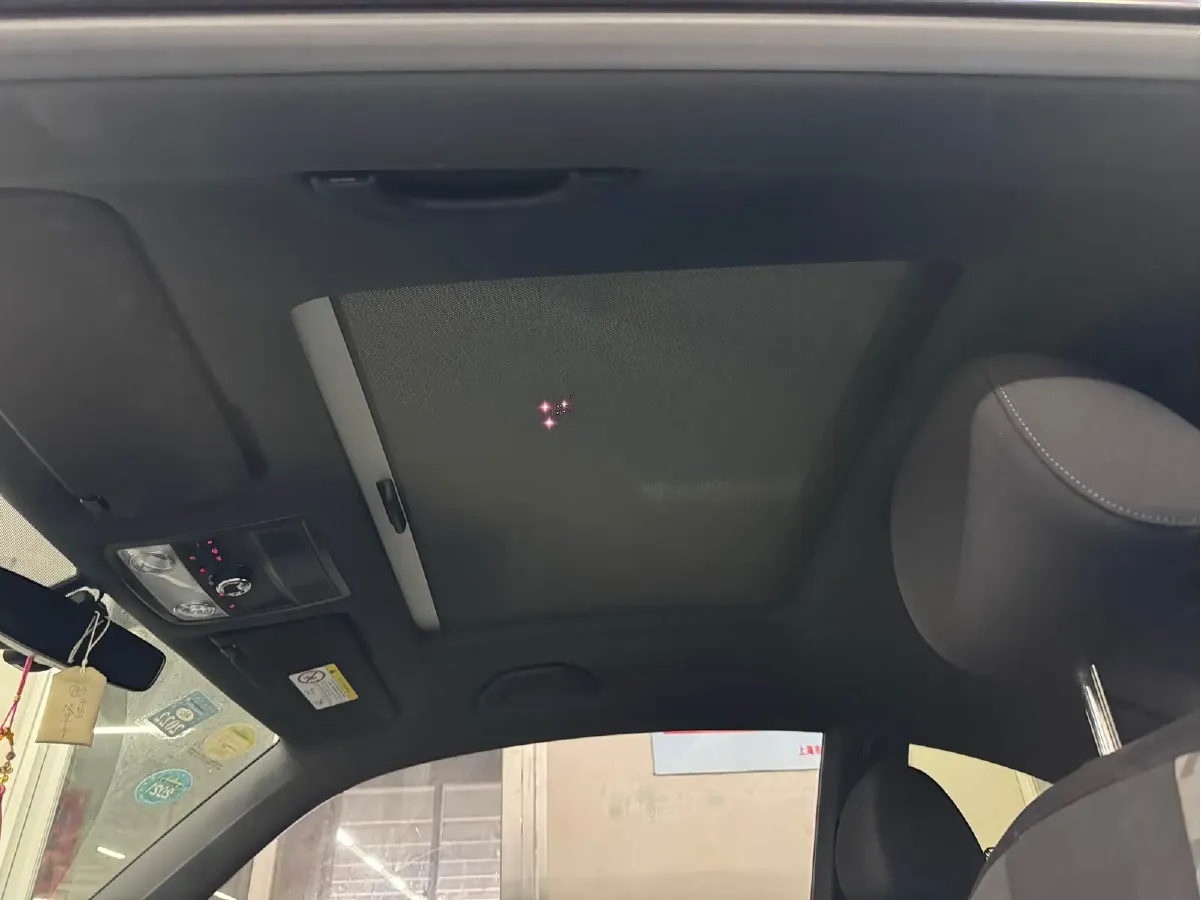 2017 Volkswagen Beetle 1.4T 150HP L4 7DCT,autocango,china used car exporter,china ev exporter,chinese used car exporter,chinese used ev exporter