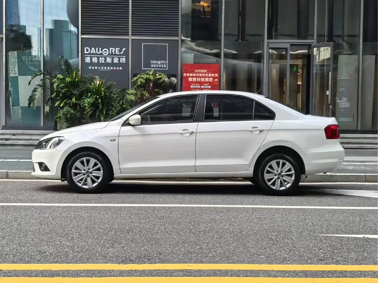 2013 Volkswagen Jetta 1.6L 110HP L4 6AT,autocango,china used car exporter,china ev exporter,chinese used car exporter,chinese used ev exporter