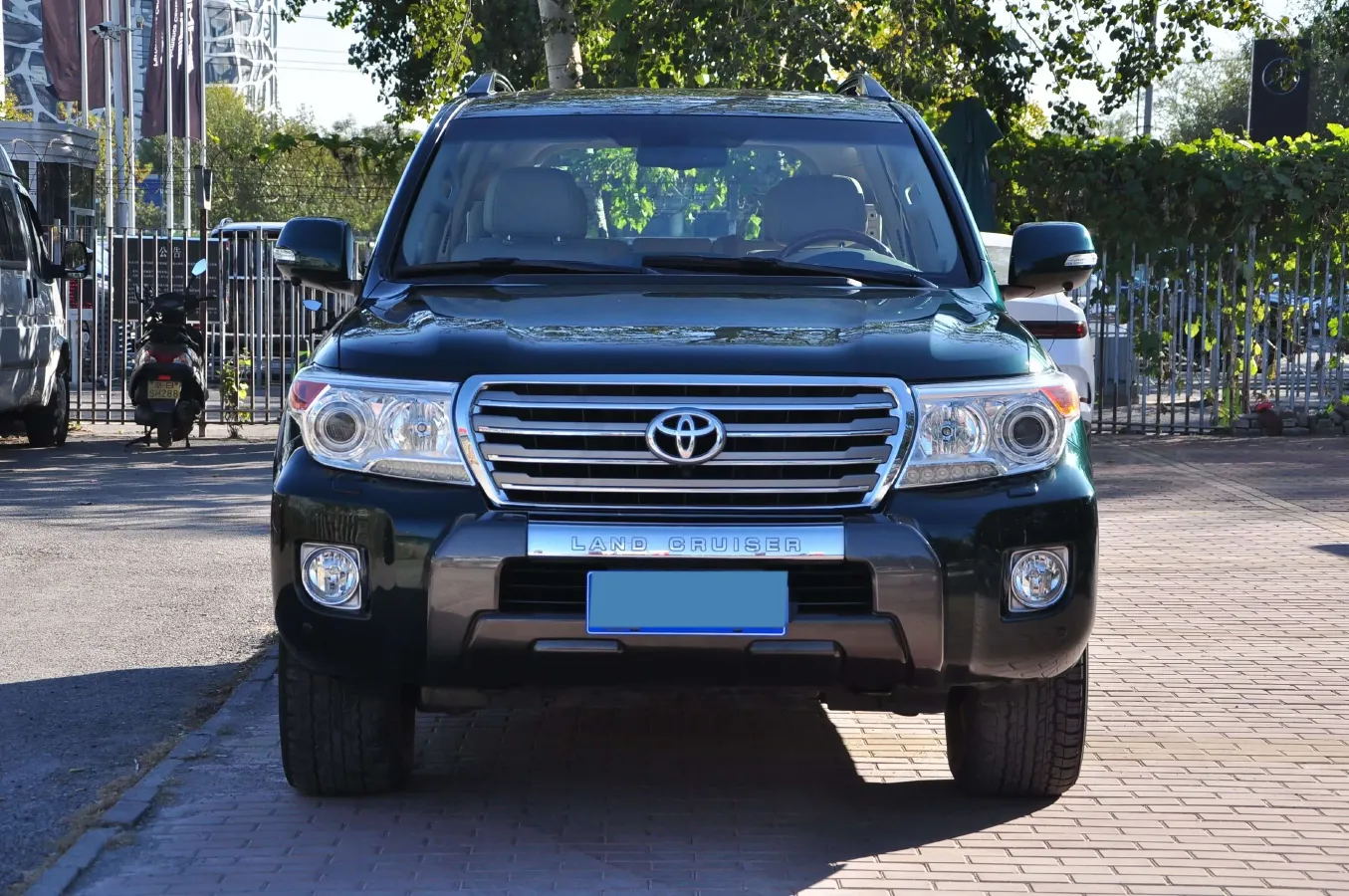 2012 Toyota Land Cruiser 4.6L 310HP V8 6AT,autocango,china used car exporter,china ev exporter,chinese used car exporter,chinese used ev exporter