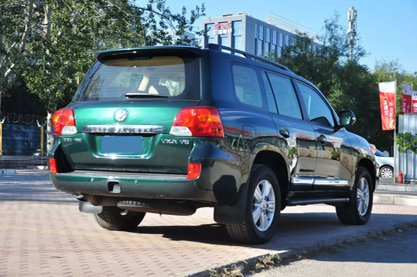 2012 Toyota Land Cruiser 4.6L 310HP V8 6AT,autocango,china used car exporter,china ev exporter,chinese used car exporter,chinese used ev exporter