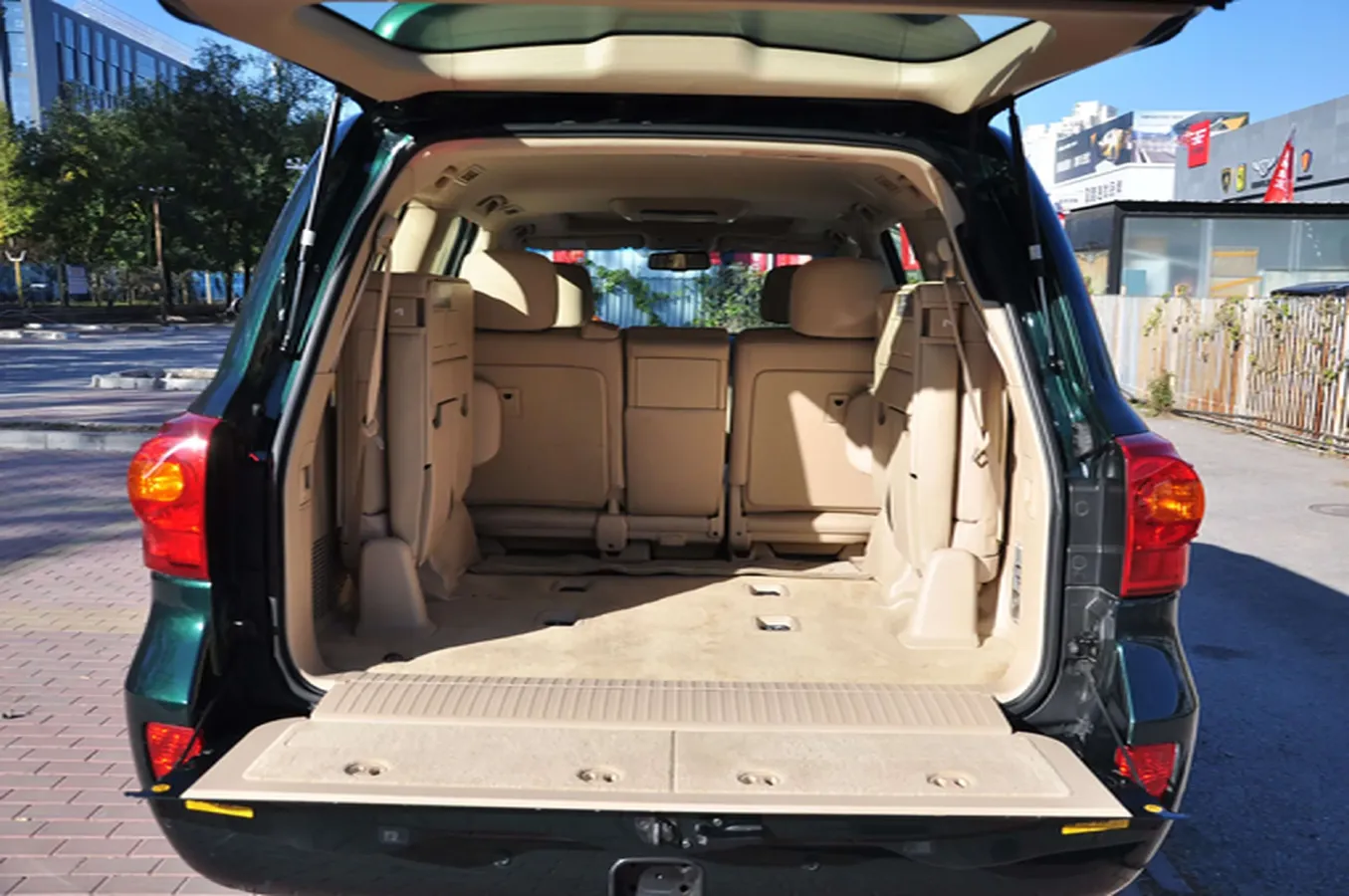 2012 Toyota Land Cruiser 4.6L 310HP V8 6AT,autocango,china used car exporter,china ev exporter,chinese used car exporter,chinese used ev exporter