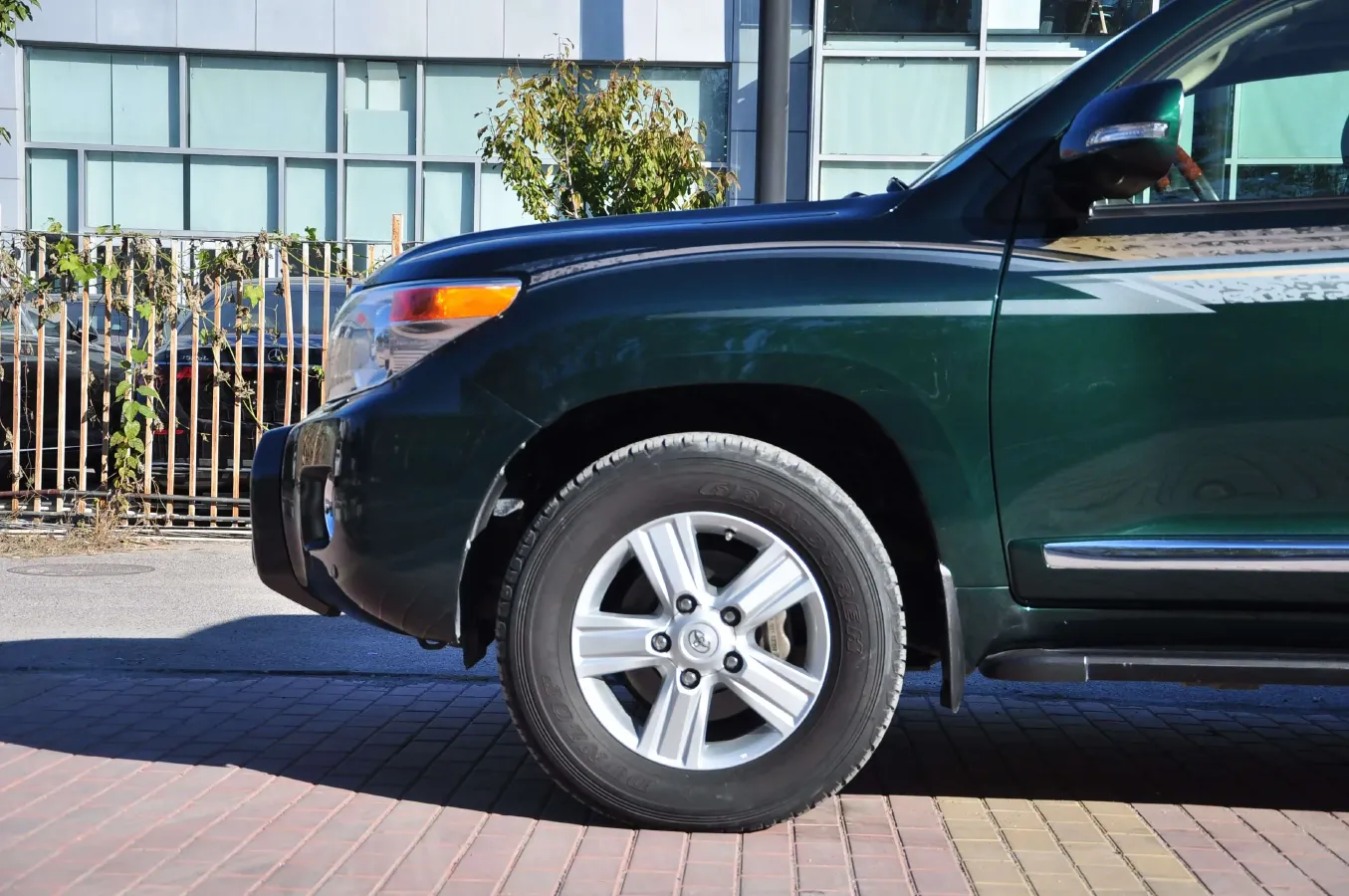 2012 Toyota Land Cruiser 4.6L 310HP V8 6AT,autocango,china used car exporter,china ev exporter,chinese used car exporter,chinese used ev exporter