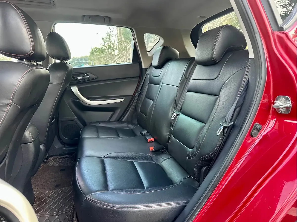 2015 ChangAn CS35 1.6L 125HP L4 5MT,autocango,china used car exporter,china ev exporter,chinese used car exporter,chinese used ev exporter