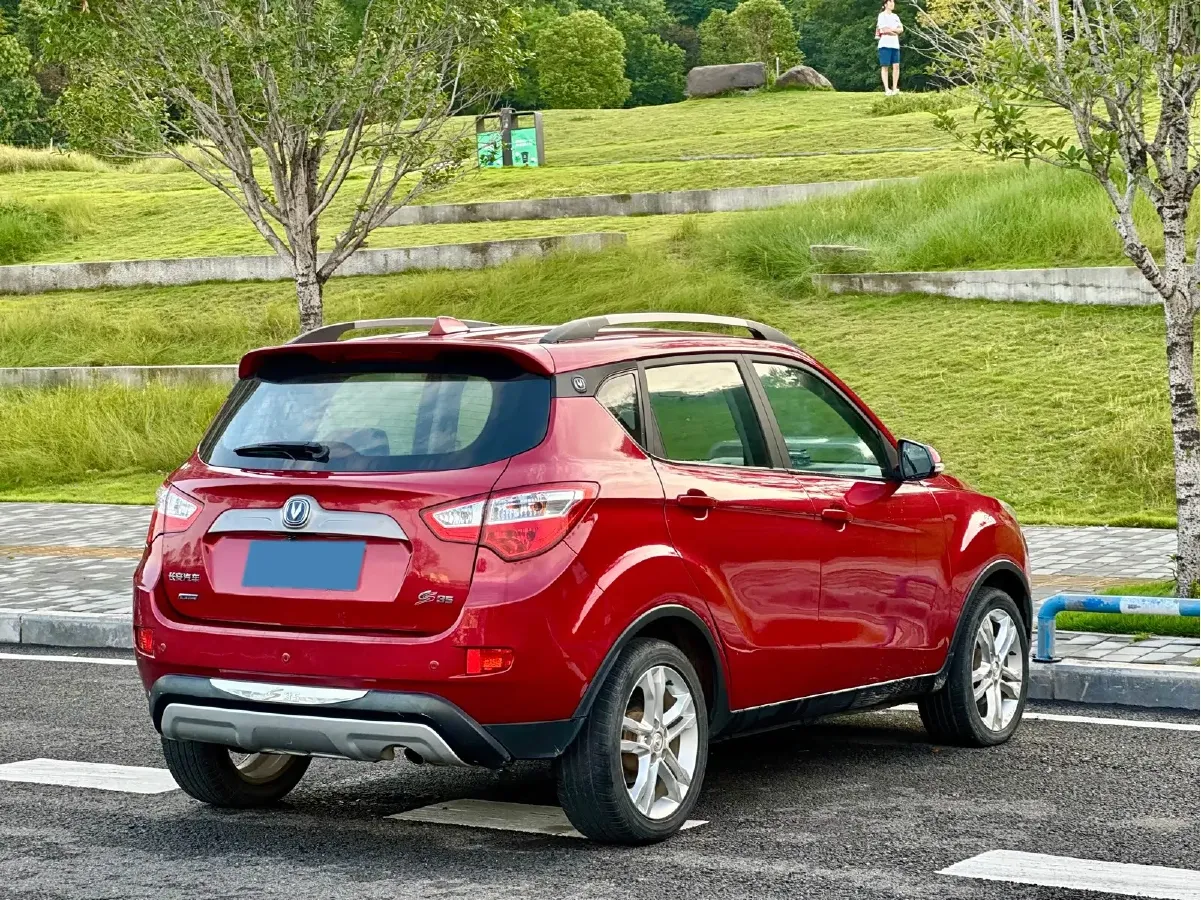 2015 ChangAn CS35 1.6L 125HP L4 5MT,autocango,china used car exporter,china ev exporter,chinese used car exporter,chinese used ev exporter