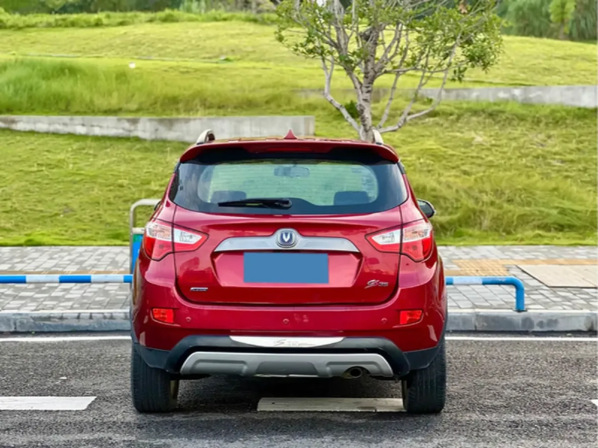 2015 ChangAn CS35 1.6L 125HP L4 5MT,autocango,china used car exporter,china ev exporter,chinese used car exporter,chinese used ev exporter