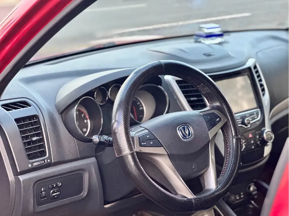 2015 ChangAn CS35 1.6L 125HP L4 5MT,autocango,china used car exporter,china ev exporter,chinese used car exporter,chinese used ev exporter