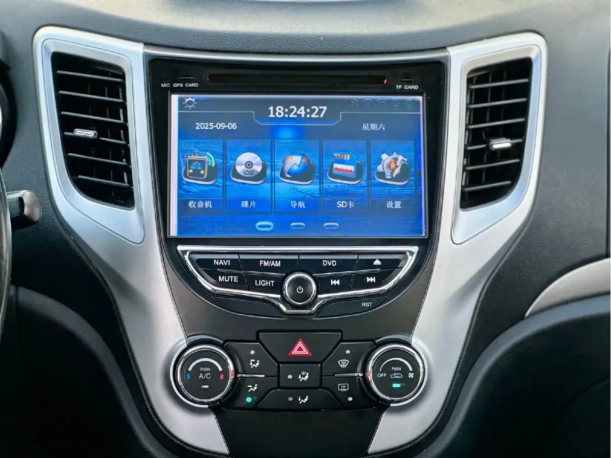 2015 ChangAn CS35 1.6L 125HP L4 5MT,autocango,china used car exporter,china ev exporter,chinese used car exporter,chinese used ev exporter