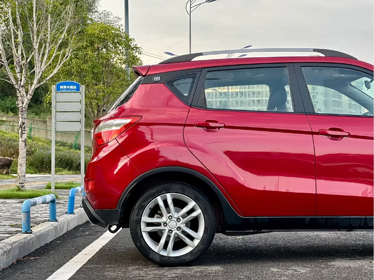 2015 ChangAn CS35 1.6L 125HP L4 5MT,autocango,china used car exporter,china ev exporter,chinese used car exporter,chinese used ev exporter