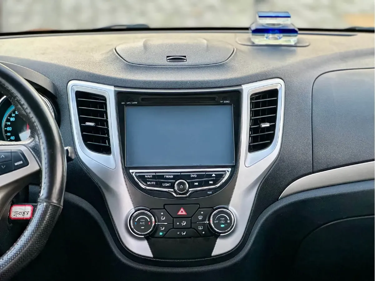 2015 ChangAn CS35 1.6L 125HP L4 5MT,autocango,china used car exporter,china ev exporter,chinese used car exporter,chinese used ev exporter