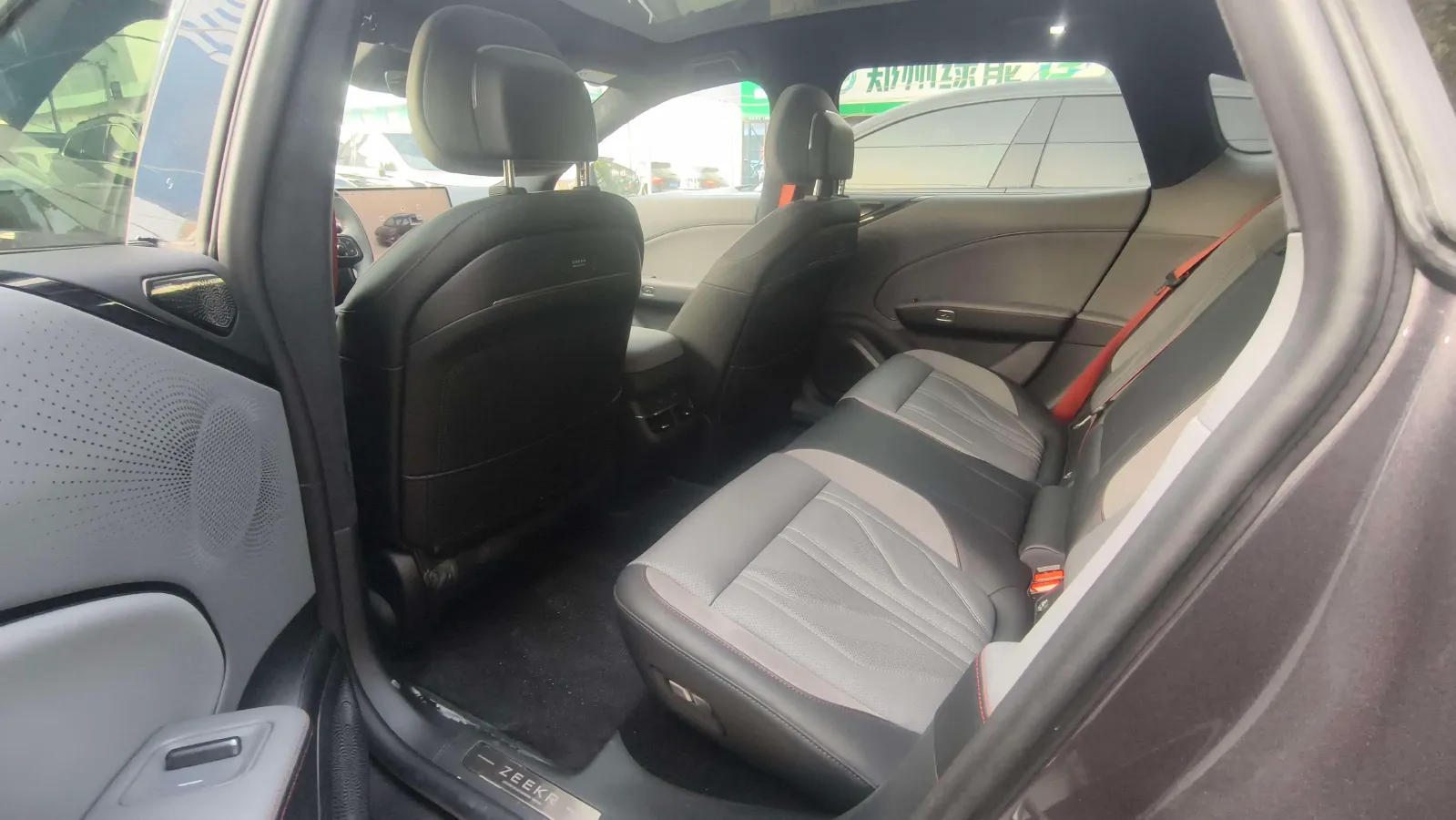 2025 Zeekr 007GT BEV 75KWH,autocango,china used car exporter,china ev exporter,chinese used car exporter,chinese used ev exporter