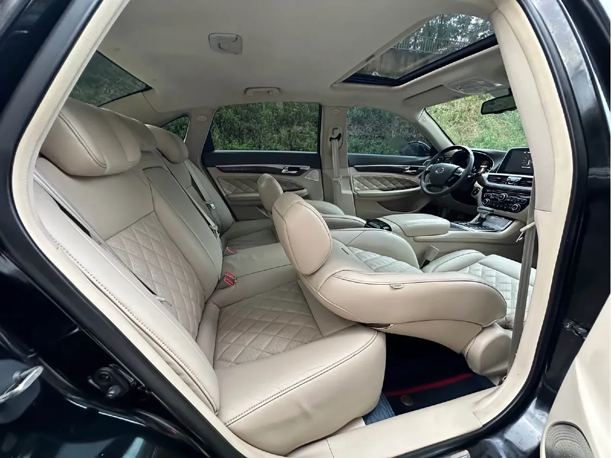 2016 GAC Trumpchi GA8 2.0T 197HP L4 6AT,autocango,china used car exporter,china ev exporter,chinese used car exporter,chinese used ev exporter