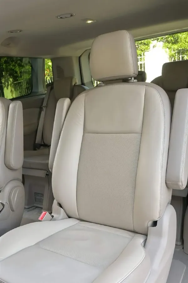 2016 Ford Tourneo 2.0T 203HP L4 5MT,autocango,china used car exporter,china ev exporter,chinese used car exporter,chinese used ev exporter