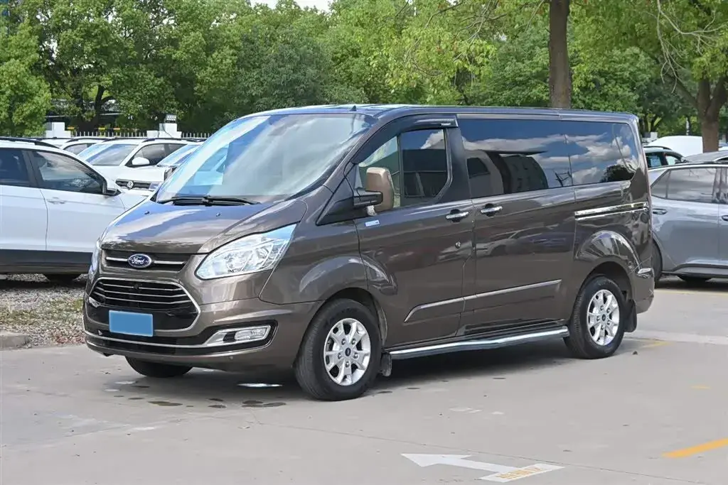 2016 Ford Tourneo 2.0T 203HP L4 5MT