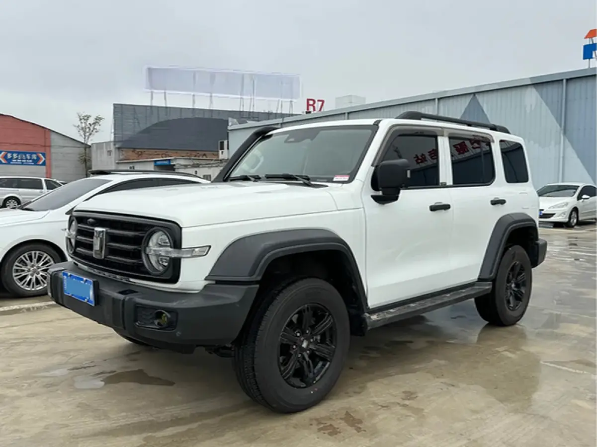 2021 Tank 300 2.0T 227HP L4 8AT