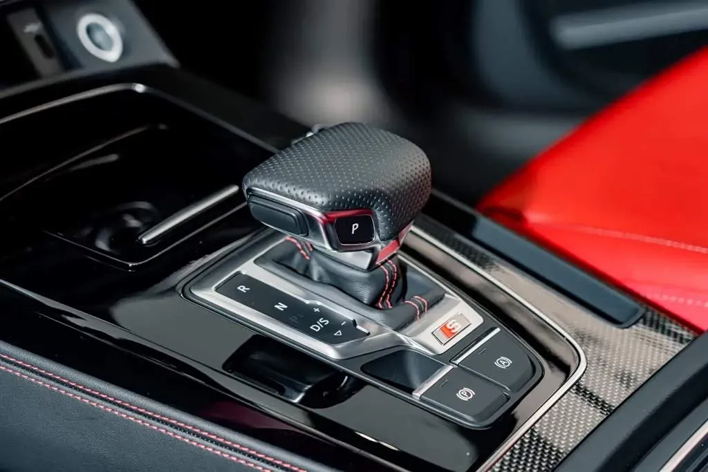 2021 Audi SQ5 3.0T 354HP V6 8AT,autocango,china used car exporter,china ev exporter,chinese used car exporter,chinese used ev exporter