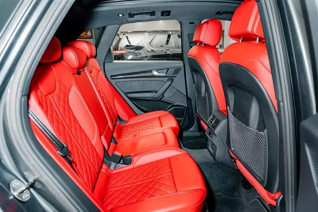 2021 Audi SQ5 3.0T 354HP V6 8AT,autocango,china used car exporter,china ev exporter,chinese used car exporter,chinese used ev exporter