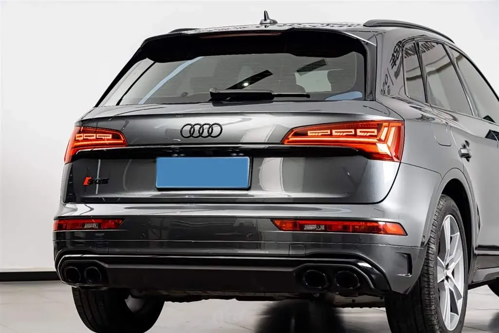 2021 Audi SQ5 3.0T 354HP V6 8AT,autocango,china used car exporter,china ev exporter,chinese used car exporter,chinese used ev exporter