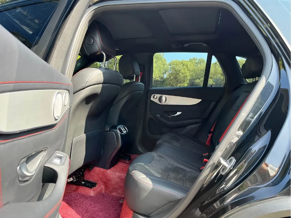 2022 Mercedes-Benz GLC AMG 3.0T 390HP V6 9AT,autocango,china used car exporter,china ev exporter,chinese used car exporter,chinese used ev exporter