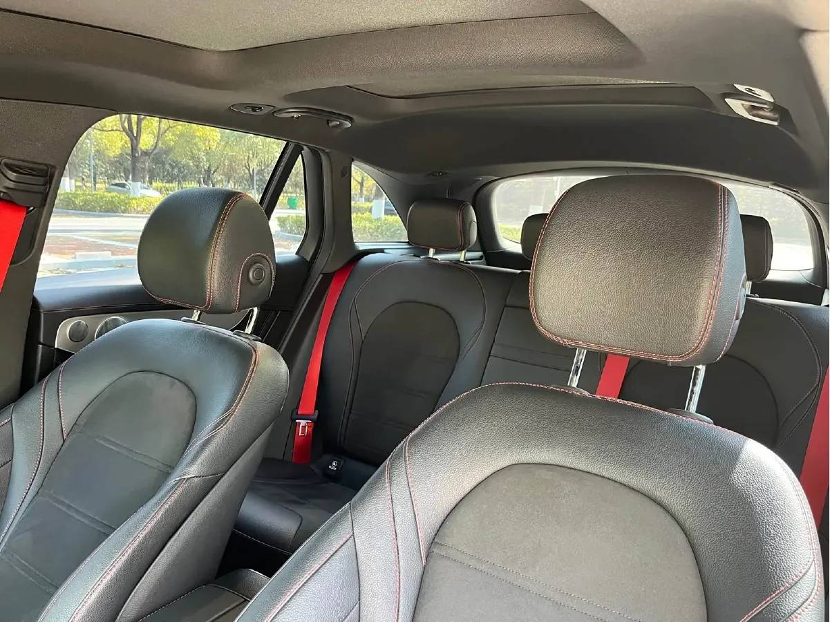 2022 Mercedes-Benz GLC AMG 3.0T 390HP V6 9AT,autocango,china used car exporter,china ev exporter,chinese used car exporter,chinese used ev exporter