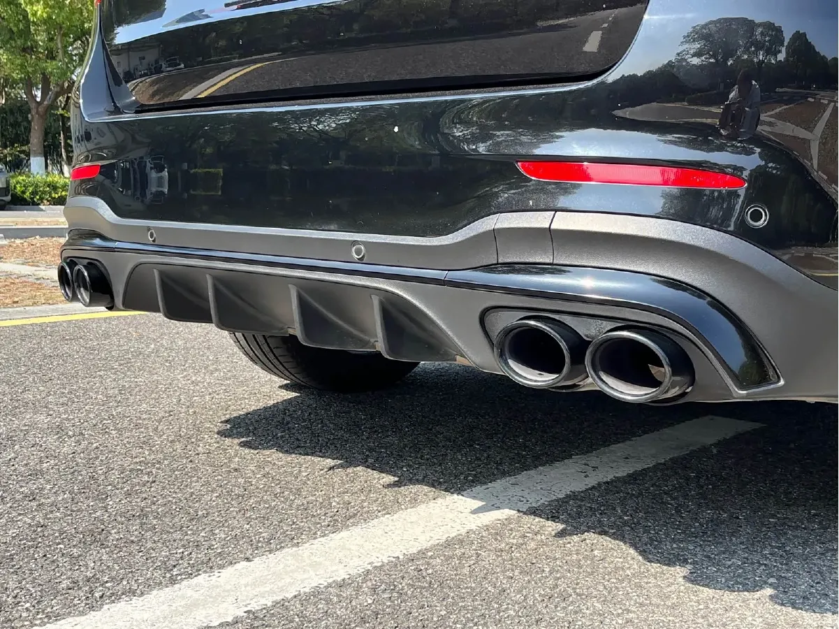 2022 Mercedes-Benz GLC AMG 3.0T 390HP V6 9AT,autocango,china used car exporter,china ev exporter,chinese used car exporter,chinese used ev exporter