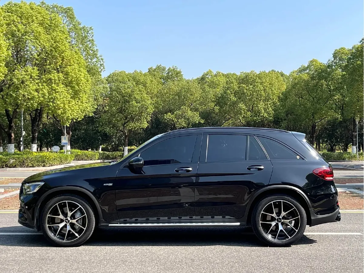 2022 Mercedes-Benz GLC AMG 3.0T 390HP V6 9AT,autocango,china used car exporter,china ev exporter,chinese used car exporter,chinese used ev exporter