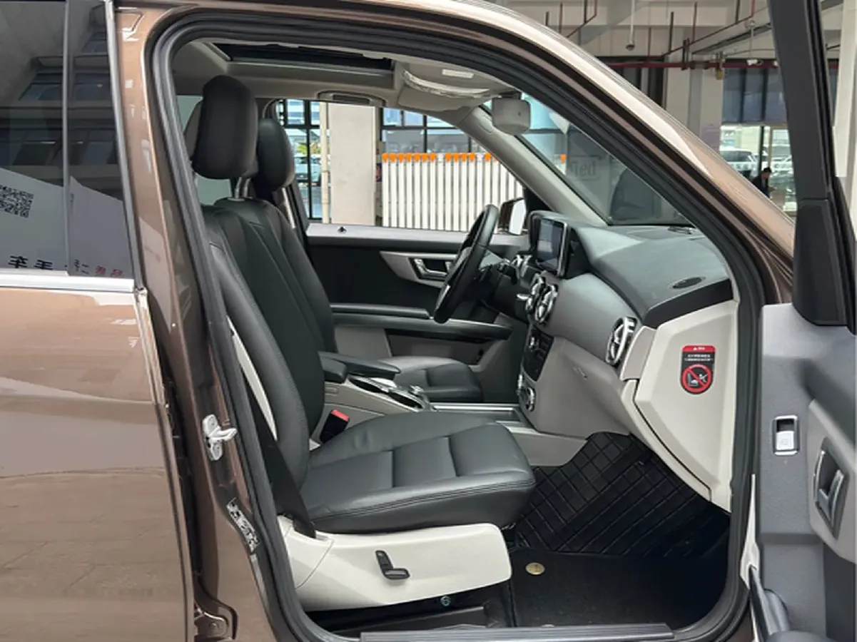 2013 Mercedes-Benz GLK Class 3.0L 245HP V6 7AT,autocango,china used car exporter,china ev exporter,chinese used car exporter,chinese used ev exporter