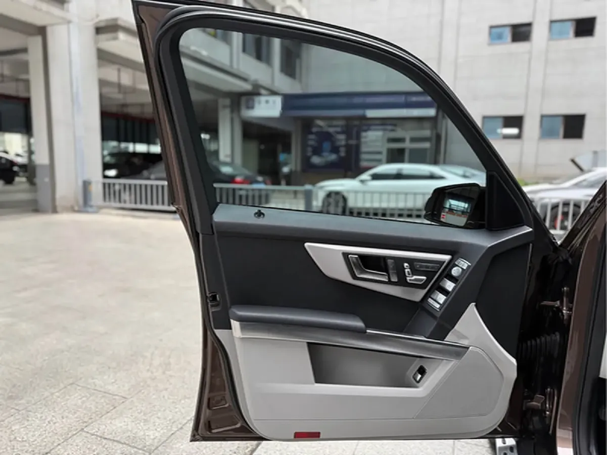 2013 Mercedes-Benz GLK Class 3.0L 245HP V6 7AT,autocango,china used car exporter,china ev exporter,chinese used car exporter,chinese used ev exporter