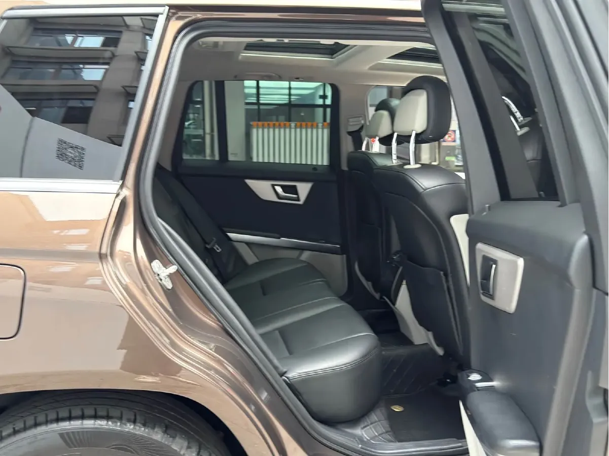 2013 Mercedes-Benz GLK Class 3.0L 245HP V6 7AT,autocango,china used car exporter,china ev exporter,chinese used car exporter,chinese used ev exporter