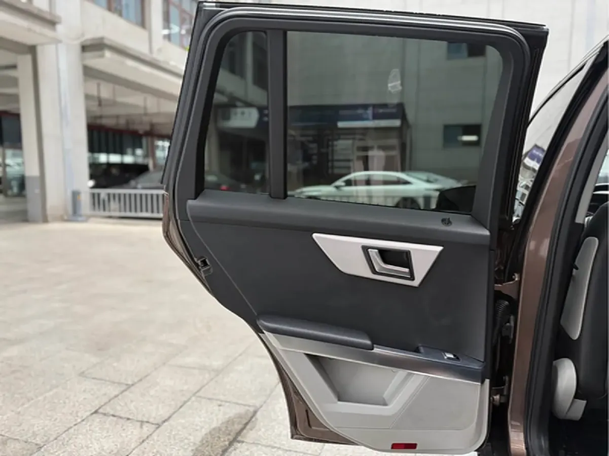 2013 Mercedes-Benz GLK Class 3.0L 245HP V6 7AT,autocango,china used car exporter,china ev exporter,chinese used car exporter,chinese used ev exporter